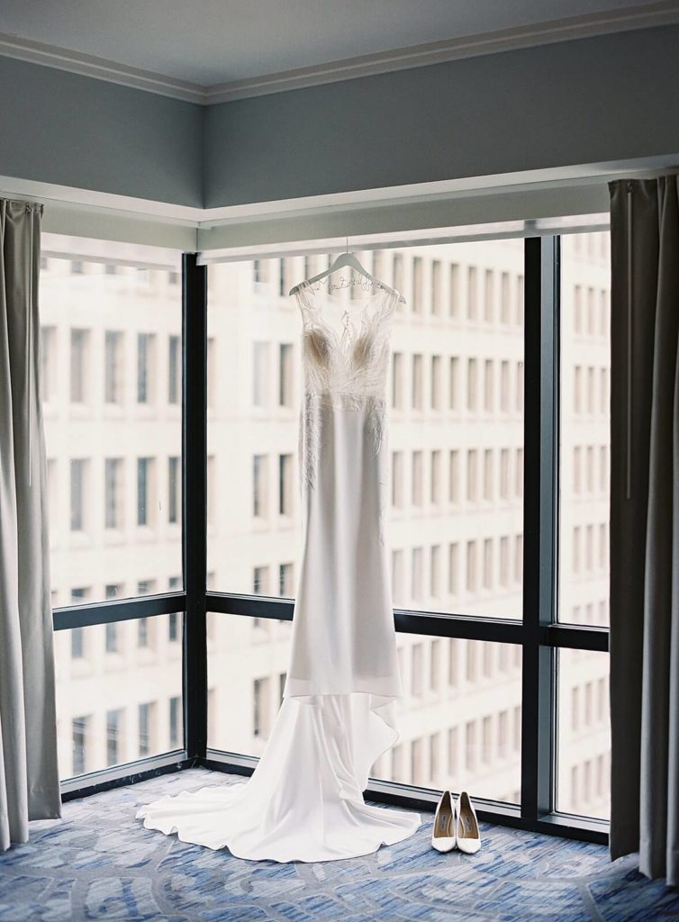 Bridal gown at Seattle wedding - Jacqueline Benét Photography