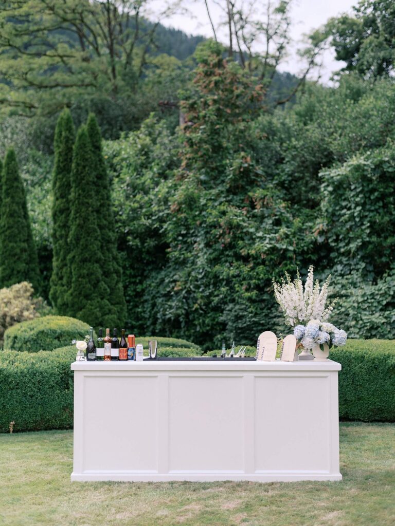 The beautifully designed bar at an outdoor wedding at Fox Hollow Farm in Seattle Washington - captured by Jacqueline Benét - Seattle Wedding Photographer 